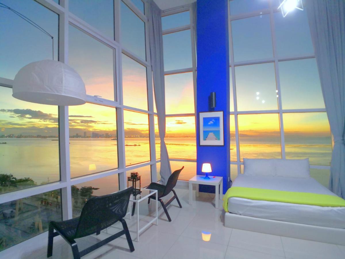 Maritime Suites By Comfy جورج تاون الغرفة الصورة