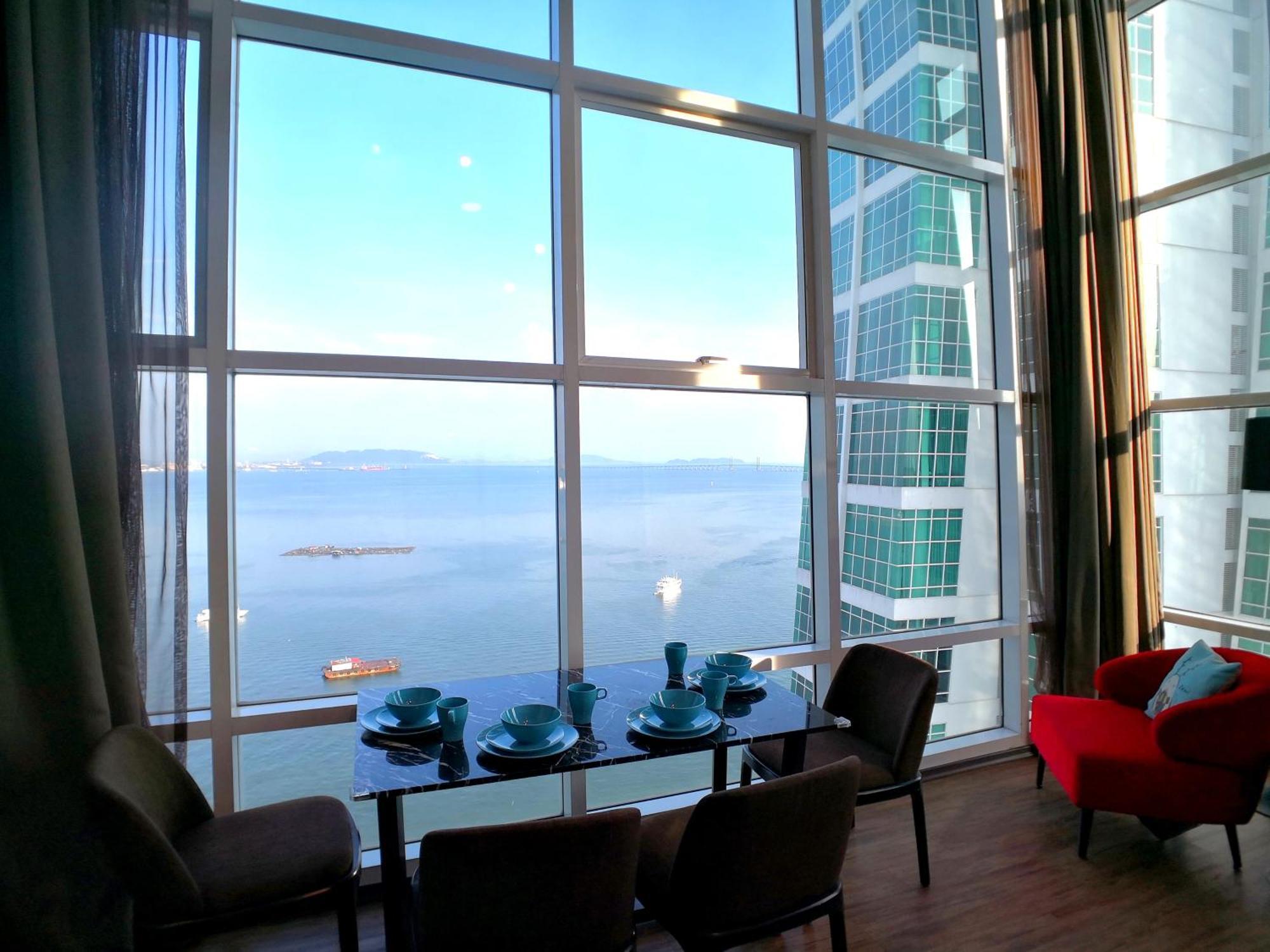 Maritime Suites By Comfy جورج تاون الغرفة الصورة